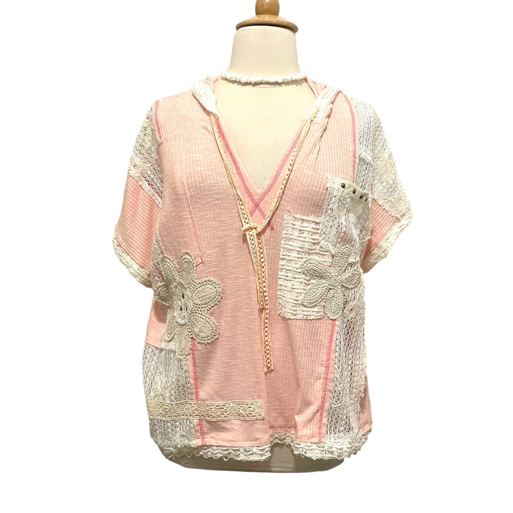 POL Pink and White Ribbed Knit & Lace Top w/ Hoodie sz M